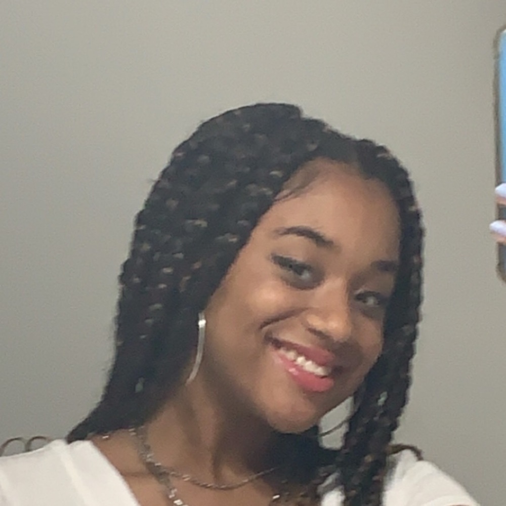 Meet your Posher, Anaya